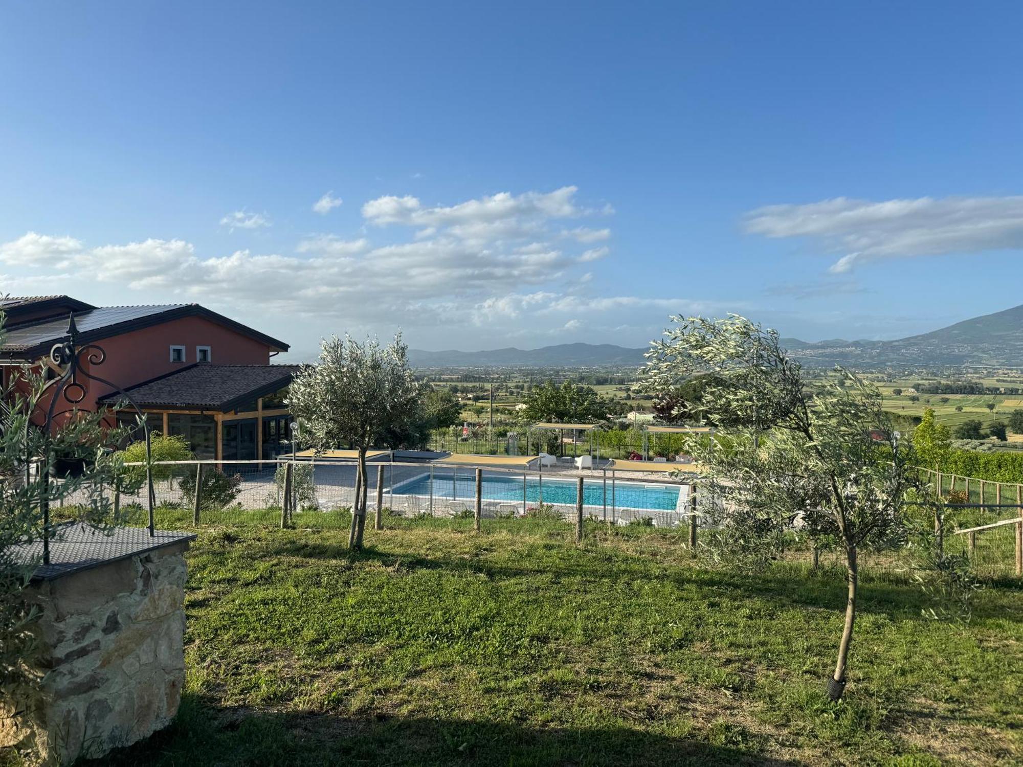 Agriturismo Incanto Della Natura Cannara Ngoại thất bức ảnh